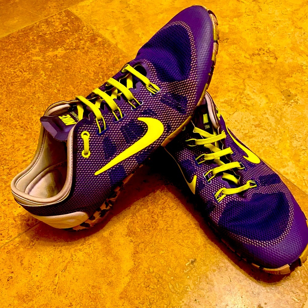 Nike Flex Trainer in purple/green